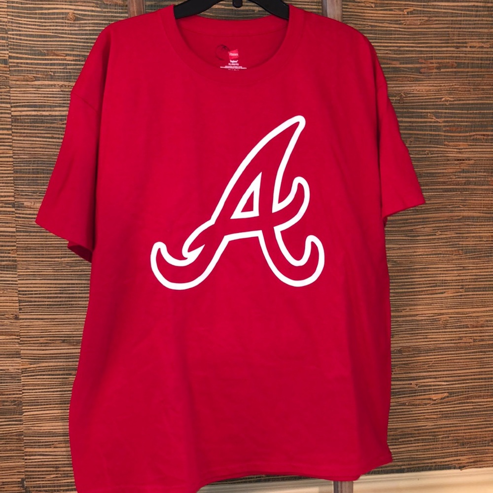 Hanes tee shirt